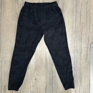 Lululemon men’s jogger size M